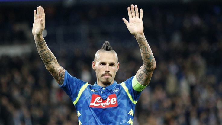 Napoli-Roma e il calcio delle bandiere: la fedeltà di Hamsik, 511 presenze con gli azzurri