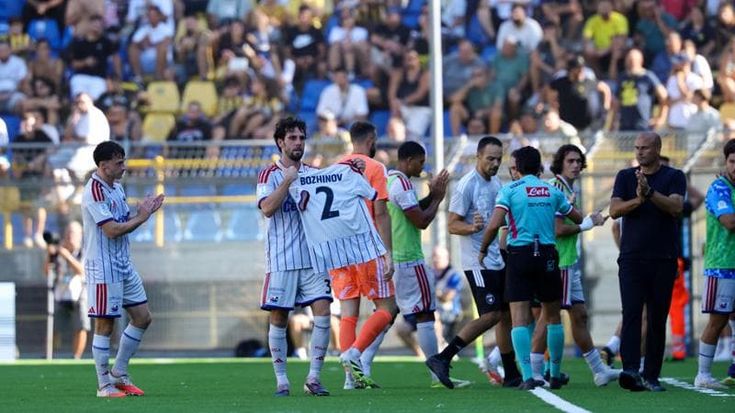 Pisa, il malore in campo di Bozhinov. Bassetti: “Le partite alle 15 sono un rischio per la salute”