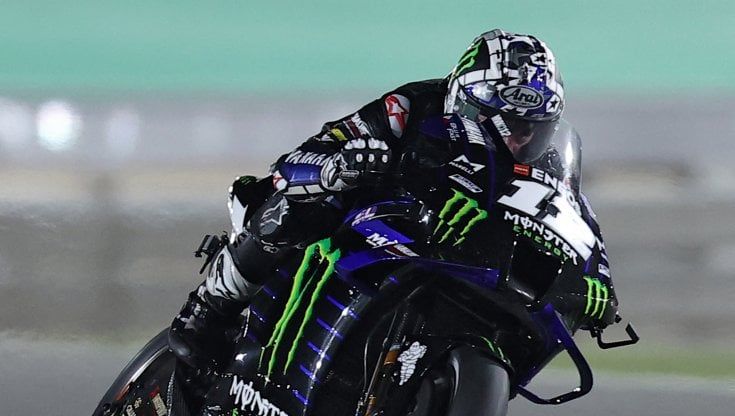 MotoGp, a Losail Vinales vince in rimonta. Bagnaia sul podio, Rossi e Morbidelli deludono