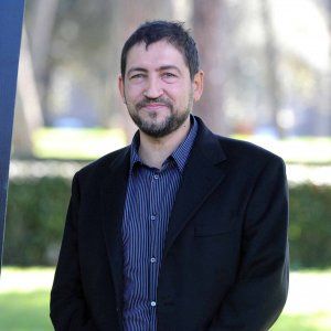  Alessandro Piva: “Collusioni con i poteri forti più pericolose di un agguato, qui è peggio della Capagira”