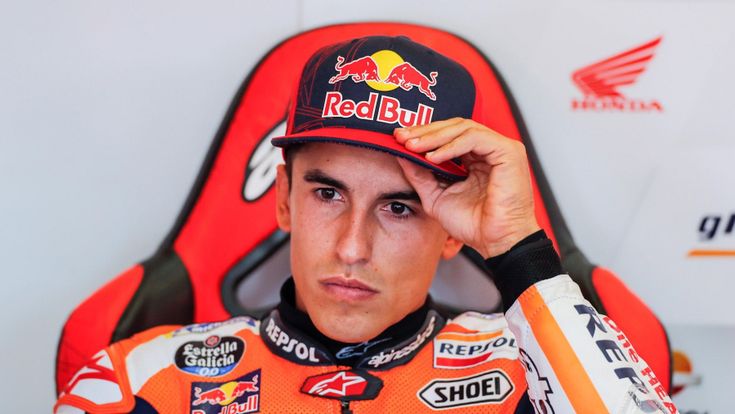 MotoGp, Marc Marquez paga caro l'azzardo: salterà i prossimi tre gran premi