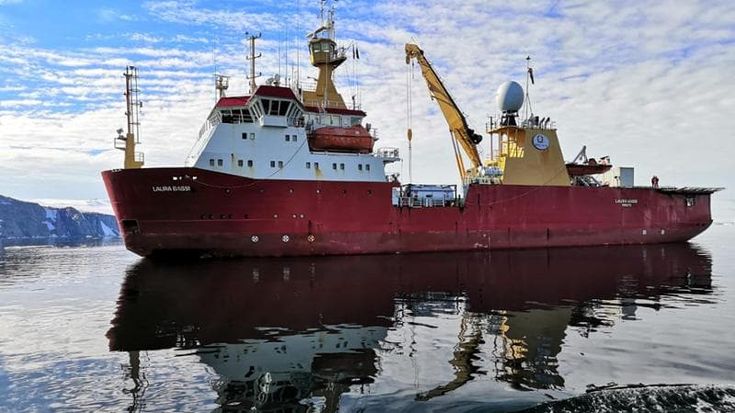 Antartide, parte da Napoli la nave rompighiaccio “Bassi”