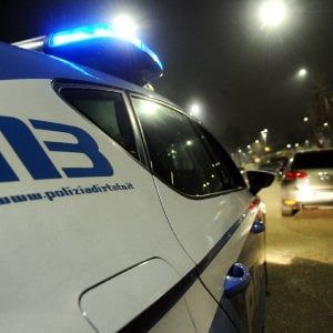 Navigli, maniaco afferra e molesta studentessa 23enne: arrestato, è recidivo