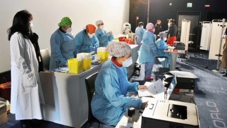 Niguarda, studio sul personale vaccinato: il 98% ha anticorpi anti-Covid