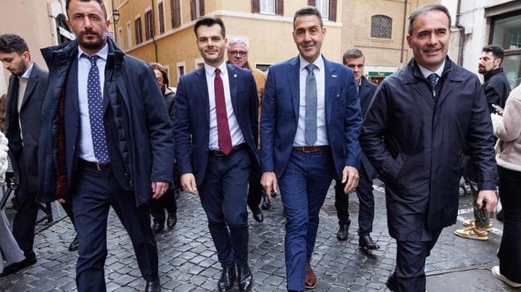 Vannacci piazza un suo deputato in commissione Difesa per dare fastidio su armi e aiuti all’Ucraina
