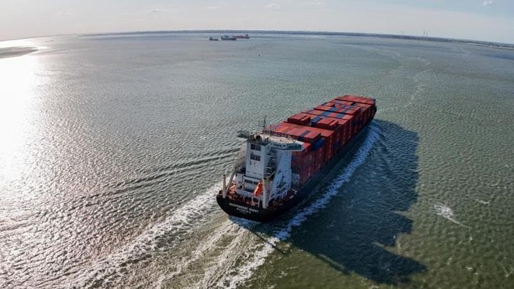 Droni e marines: ma per salvare i commerci nello Stretto di Hormuz gli Usa rischiano il pantano