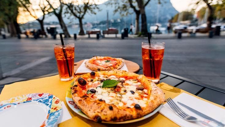 Pizzeria ma quanto ci costi? In 5 anni prezzi aumentati in media del 26 per cento