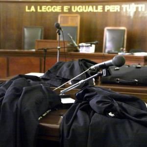 Tribunale senza personale: "Un'ora di stop ai processi"