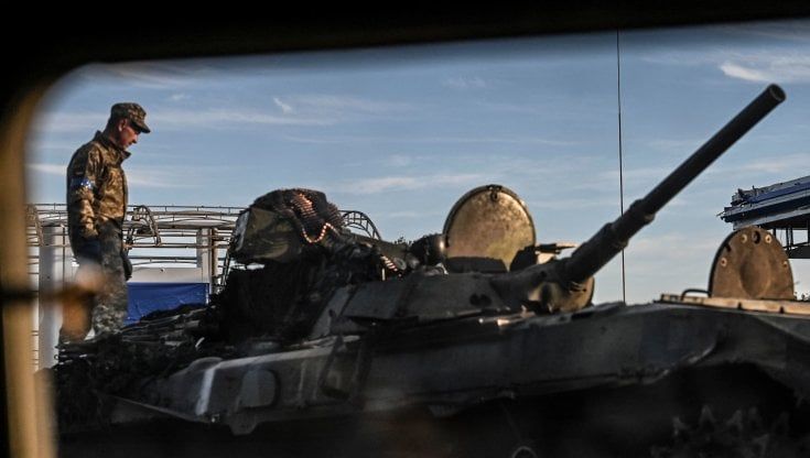 Il doppio contrattacco ucraino: russi in fuga dall'Est del Paese 