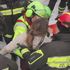 Hotel Rigopiano, 10 sopravvissuti a due giorni dalla valanga: estratti i 4 bambini e una donna