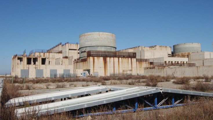 Addio alla maxi centrale: c’è un piano per abbattere l’ecomostro di Montalto di Castro