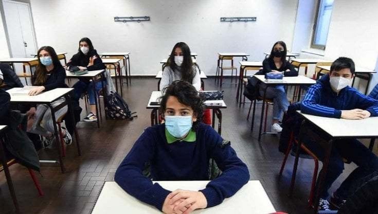 Finite le Feste, scuola in presenza ma non per tutti