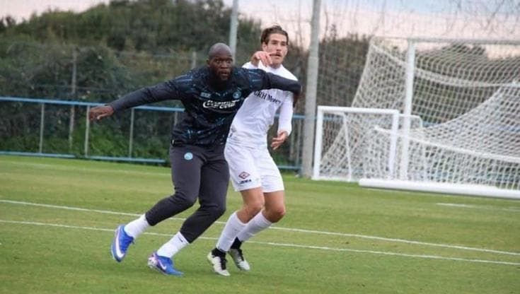 Napoli, è Lukaku il rinforzo per Conte ma si ferma Neres: lungo stop