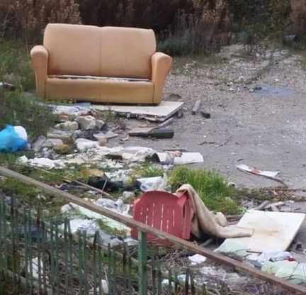 Potenza, discarica a cielo aperto a Bucaletto