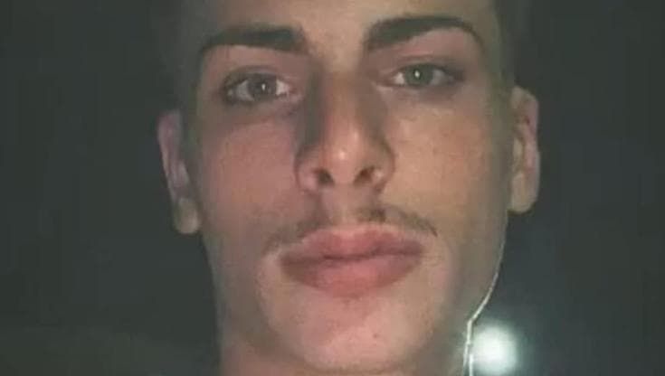 Ventunenne ucciso a Napoli, Lorenzo Spasiano era incensurato: ipotesi vendetta dopo lite a calcetto