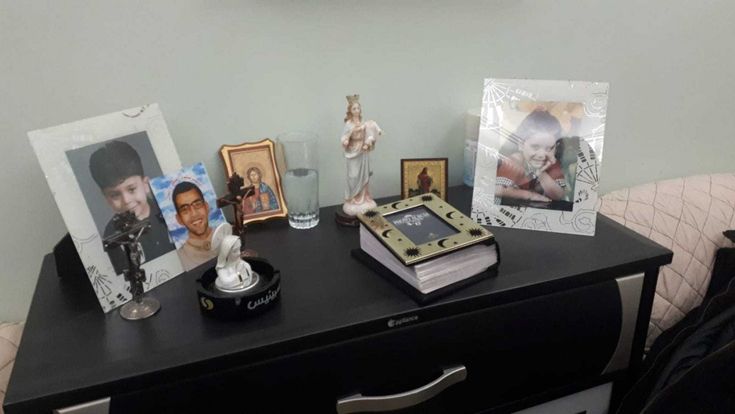 A casa di Patrick Zaky: "Lo hanno torturato per sapere dei Regeni", La famiglia: "Ridatecelo"