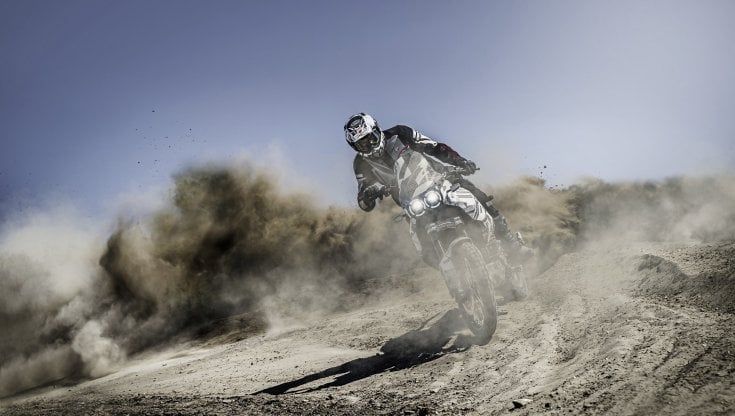 Ducati svela la DesertX