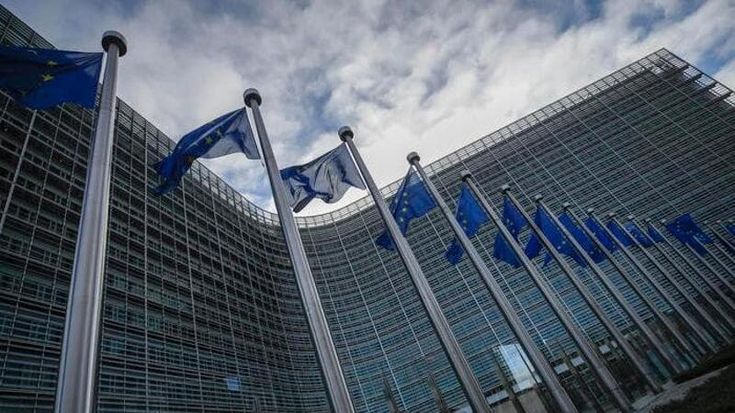 Un’altra tegola sui conti. Bruxelles taglierà le stime della crescita Ue. Tremano Roma e Berlino