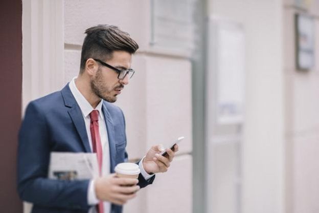 Smartphone, quanto tempo ci passiamo