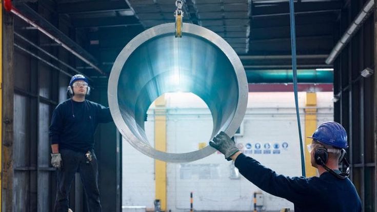Cemento, acciaio e alluminio: l’Italia è più esposta al prezzo del carbonio sulle importazioni
