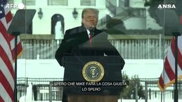 Washington, il discorso di Trump che ha preceduto l'assalto dei suoi fan al Campidoglio