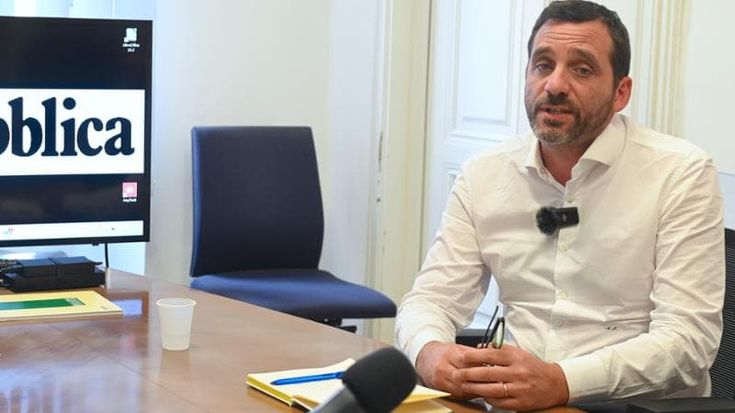 Il sindaco FdI di Pistoia, chi è Alessandro Tomasi candidato del centrodestra in Toscana