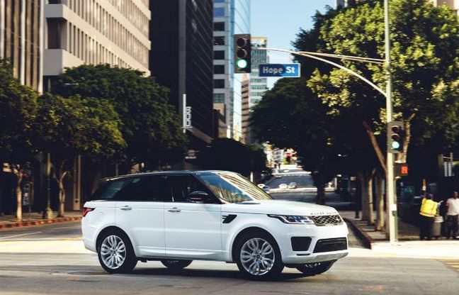 Range Rover Sport, ancora più performante e sicura