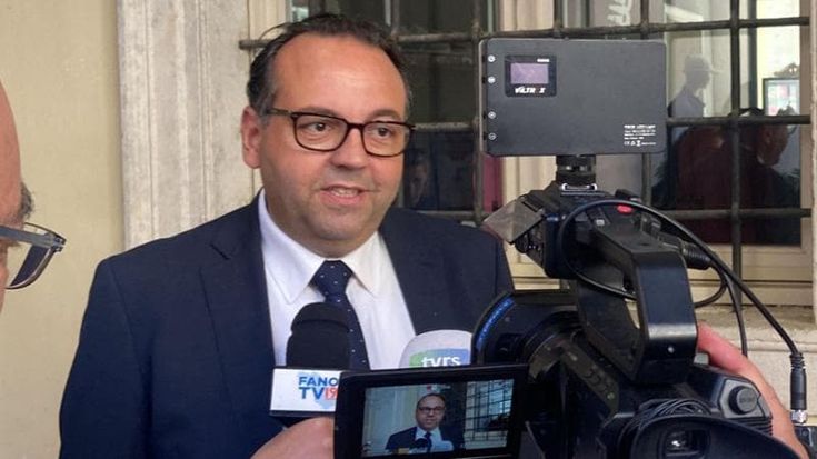 Erasmi: “Valuteremo se aderire alla social card. Per noi costi insostenibili”