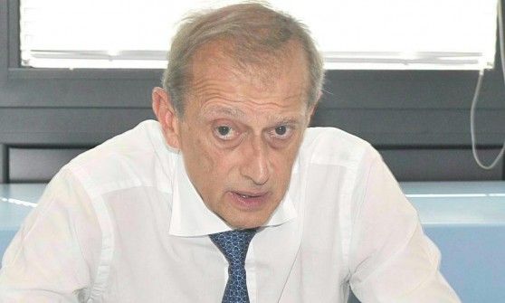 Fassino: "Nessun taglio sull'assistenza"