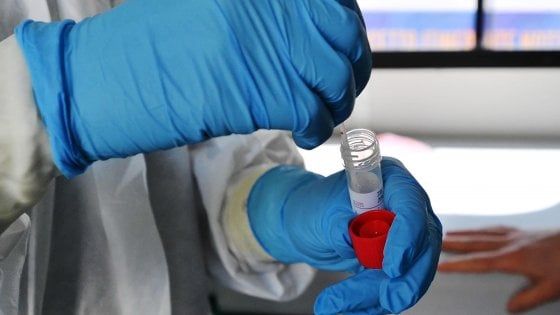 Coronavirus in Lombardia: da Milano a Brescia, così cento sindaci mettono sotto accusa la Regione