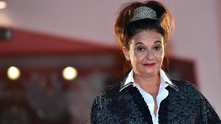 Emma Dante è Leone d’oro alla carriera: dalla Vicaria a Venezia