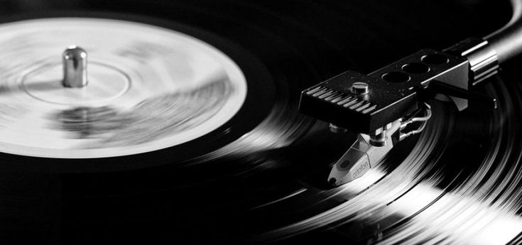 Boom del vinile: in Gran Bretagna supera i download