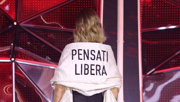 Pensiamoci libere dal monologo all'Ariston