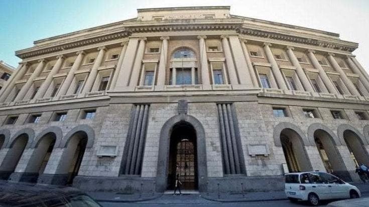 Salerno, appello dei Cinque Stelle: “No a De Luca, qui il modello Fico”