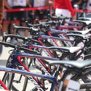 Il Giro d'Italia arriva in Sicilia: folla alla tappa Cefalù - Etna