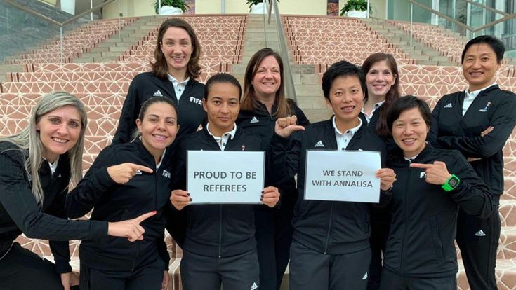 Donne arbitro, quante opinioni da medioevo. Meglio studiare da astronaute