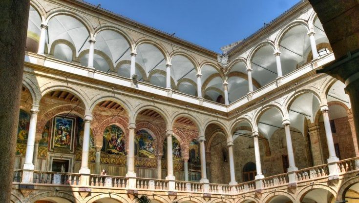 Finanziaria, via libera ai primi articoli sui ristori: ordine del giorno della maggioranza sulle priorità