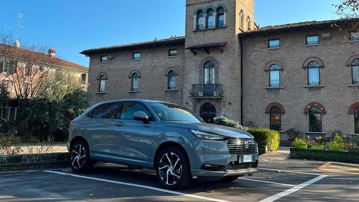 Honda HR-V, 1.500 km al volante del crossover ibrido spinto dal 1.5 a benzina e due motori elettrici