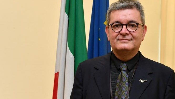 Covid in Calabria, il Tar boccia la Regione: "Siete in zona gialla, le scuole devono riaprire"
