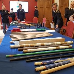 CasaPound,  perquisita la sede a Torino, sei denunce e un arresto per l'aggressione a un ex militante. 
