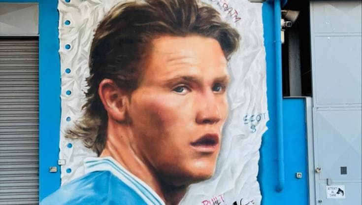 Napoli, un murale per McTominay: “Nato per combattere