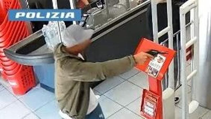 Tre rapine in sette giorni: il ‘bandito del cappellino’ finisce in manette a Torino