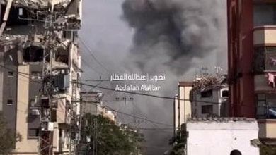 Gaza, l'esercito israeliano colpisce il campo profughi di Nuseirat: le immagini dell'attacco