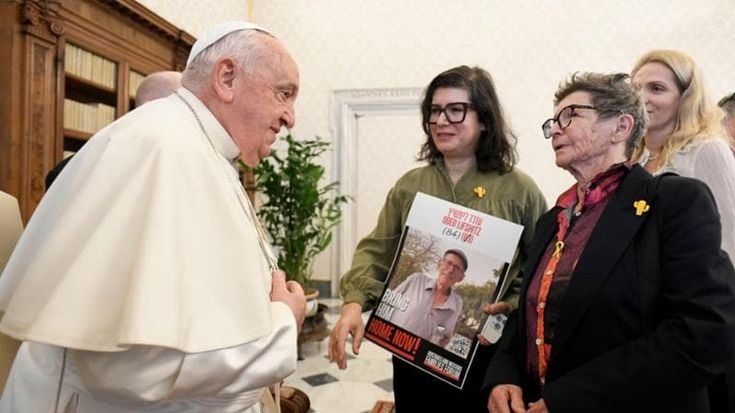 Ex ostaggi israeliani dal Papa: “Vedemmo Sinwar, parlava in ebraico. Serve un accordo per i rapiti”