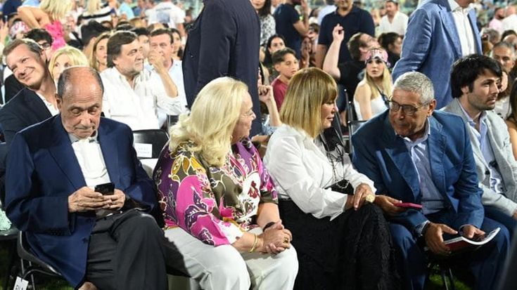 Lite tra Schifani e Dragotto dopo il concerto di Gigi D’Alessio