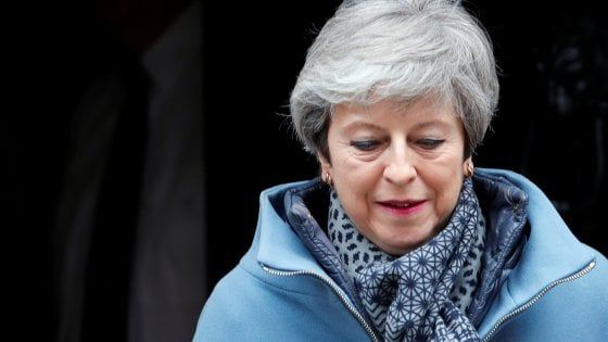Brexit, Theresa May annuncia le dimissioni qualora l'accordo con l'Europa sia approvato dal Parlamento