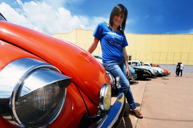 Il raduno dei "maggiolini", l'automobile da film