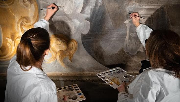 Cento storie tra sostenibilità e tecnologia per salvare l’arte