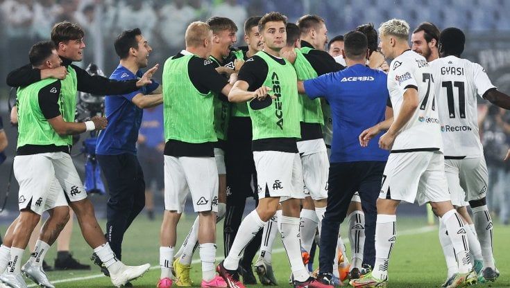 Spezia, è caccia al biglietto per lo spareggio, Sono pochi e cari, dove trovarli