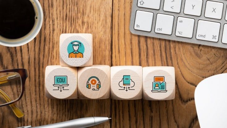 Apprendimento online, la scuola arriva a casa